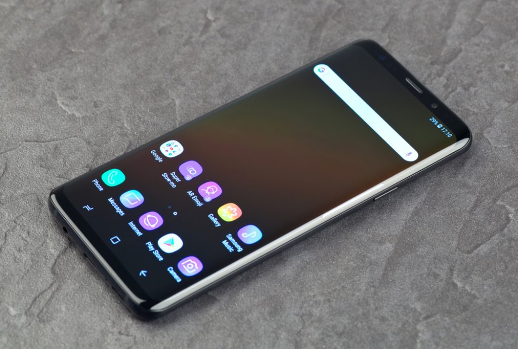 How To Take a Screenshot on Samsung With Palm Swipe