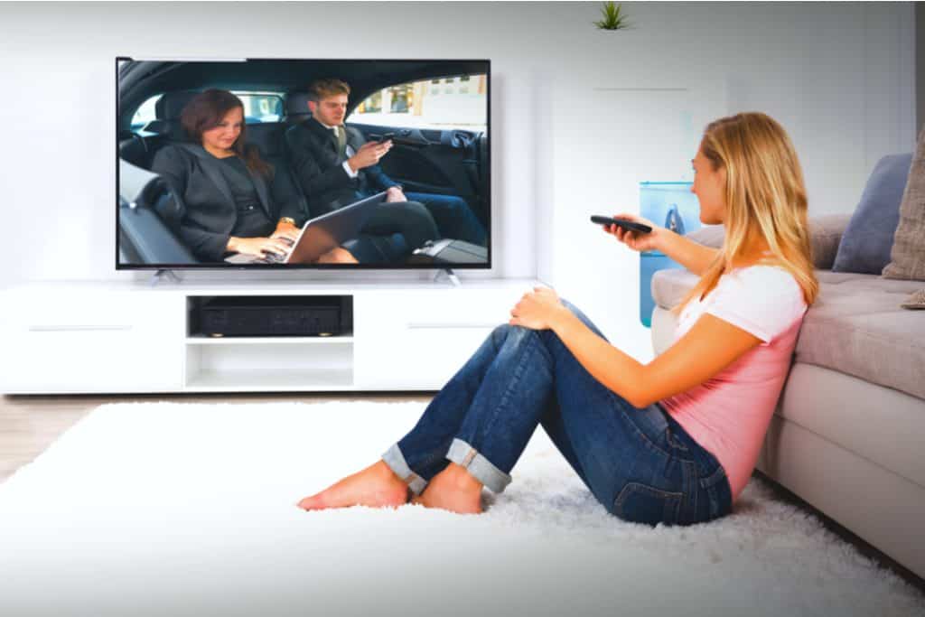 Samsung UN55RU8000FXZA Review  How Efficient is This Smart TV  - 26